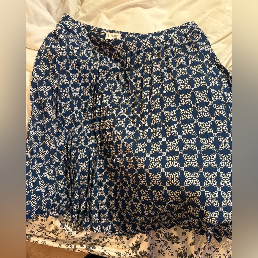 J Crew Blue and White Patterned Skirt 4